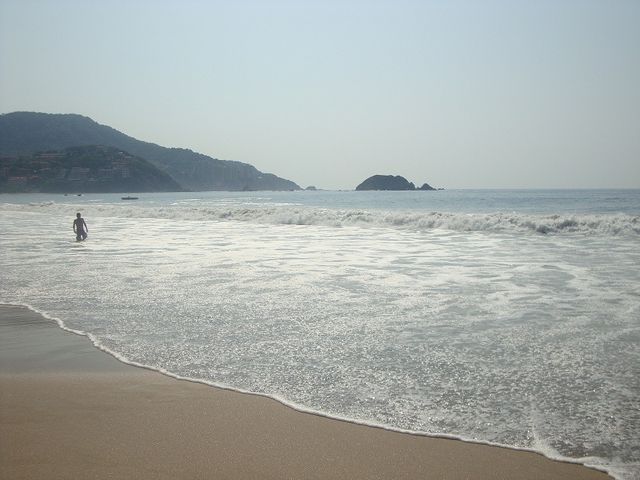 Eso si aguas con las olas y eso que aqui estaban tranquilas